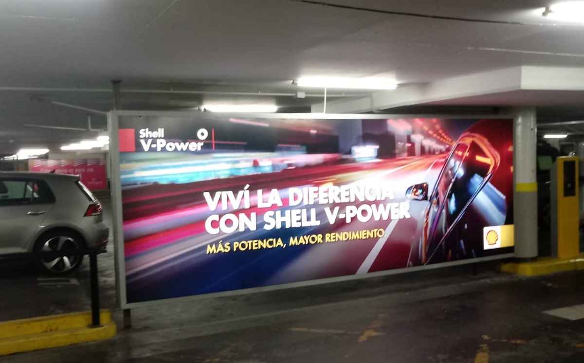 Portada de Resting Car presenta la campaña de Shell V-Power en recova de Posadas