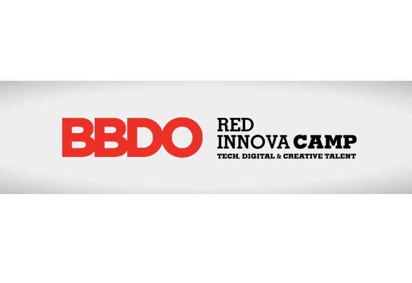 Portada de BBDO desafía a jóvenes desarrolladores y marketers en Red Innova Camp