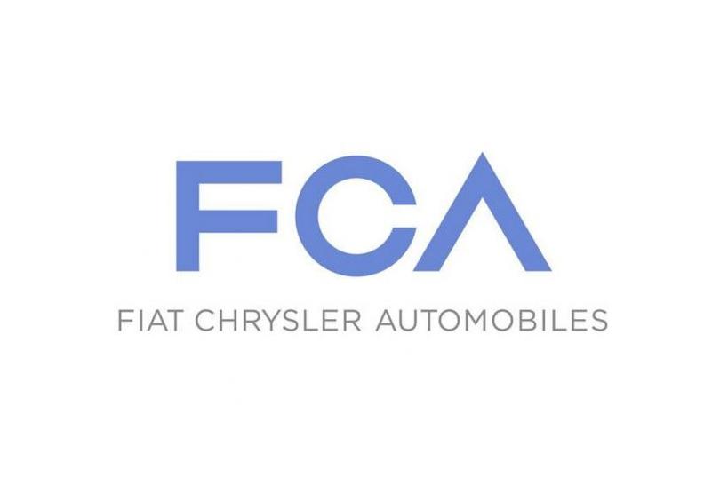 Portada de Fiat se reorganiza después de la compra de Chrysler Group y adoptan un nuevo logo