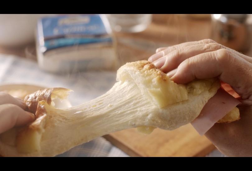 Portada de Pre-estreno: “El poder del queso”, la nueva campaña de La Paulina, creada por Lado C