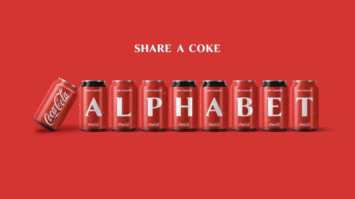 Portada de La nueva campaña de Coca-Cola presenta un nuevo packaging de abecedario