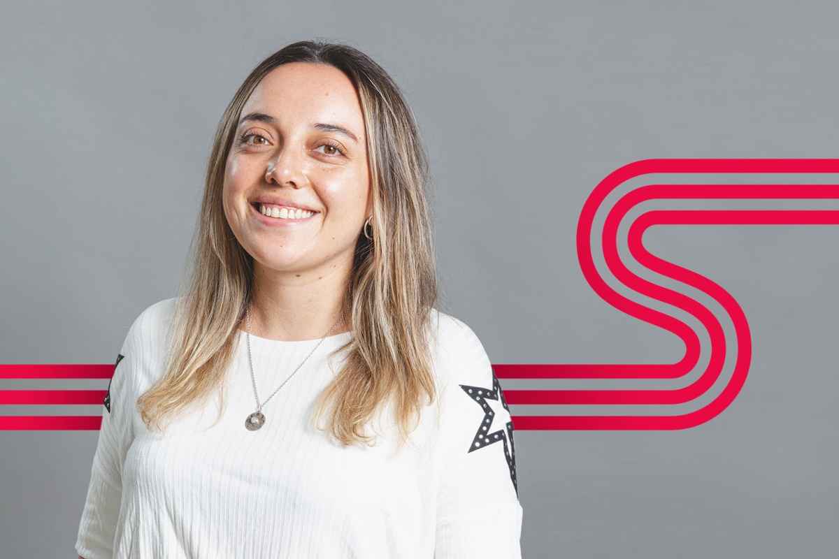 Portada de Super nombra a Ángela Baracaldo como nueva Directora de Social Media Regional
